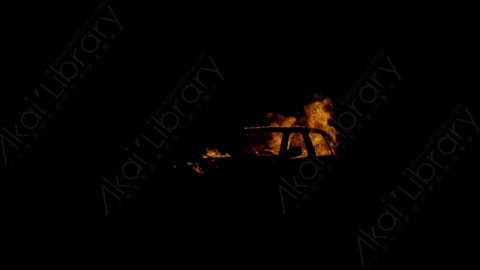 视频素材-车辆燃烧火焰Fire_Car_ThreeQuarter_120fps_06